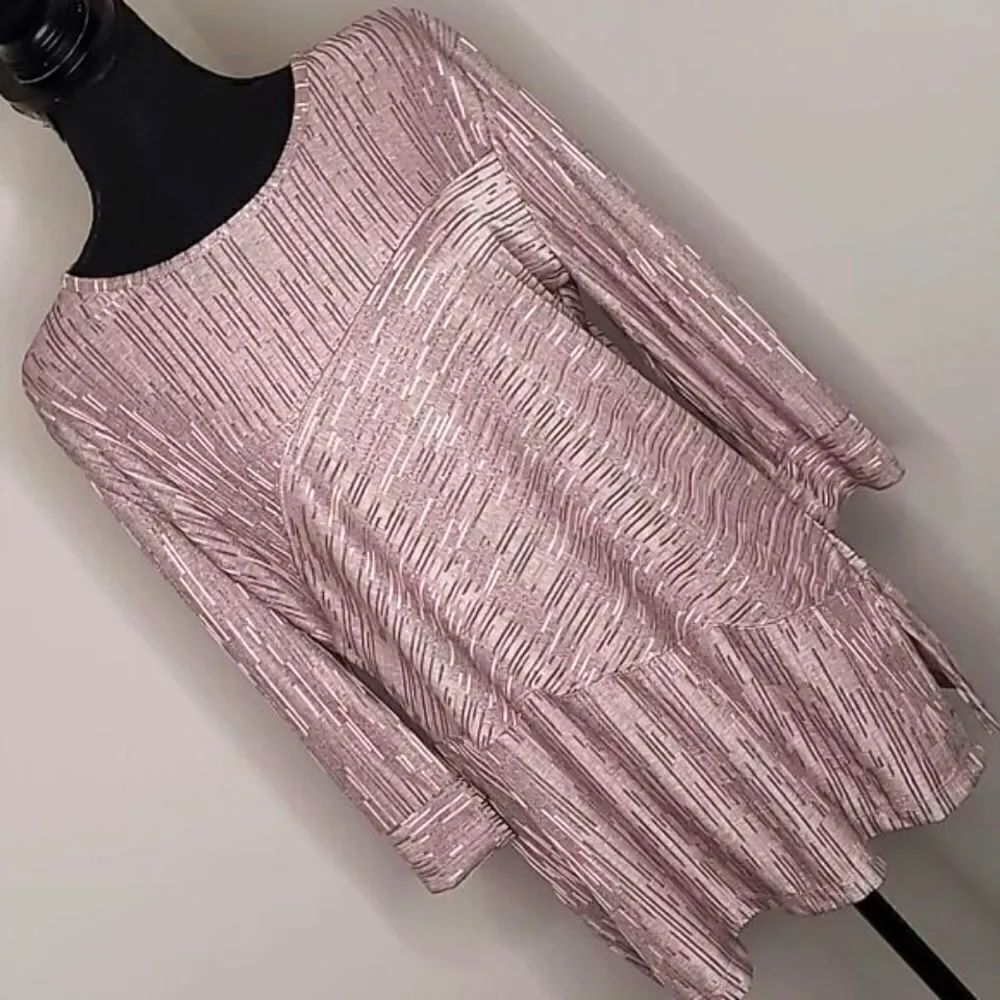 N Touch sz M poly spandex blend  tunic top NWOT